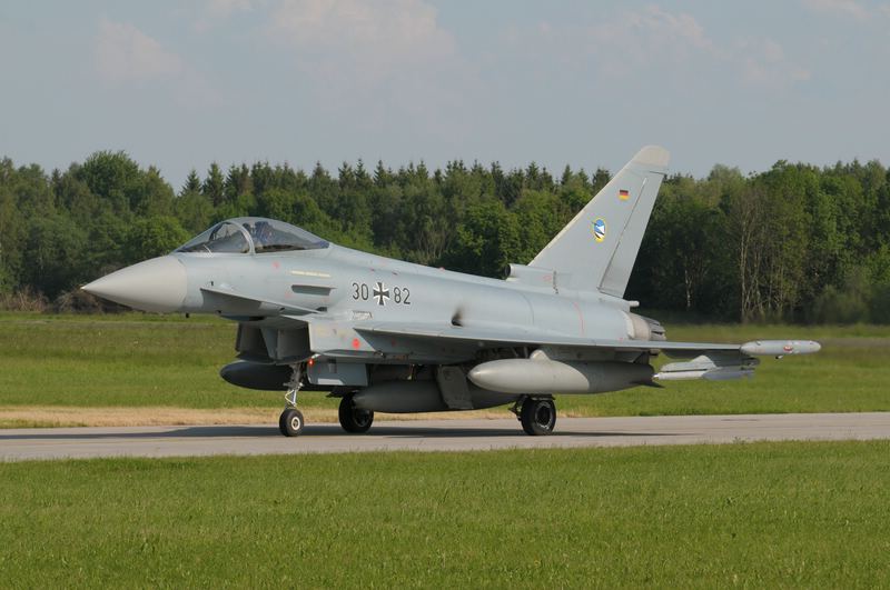 comp_pic28 by Jens Schymura.jpg - With the TLG74 from Neuburg, deployed to Laage for JAWTEX, EF-2000 from all current German Eurofighter wings were involved in JAWTEX 2014